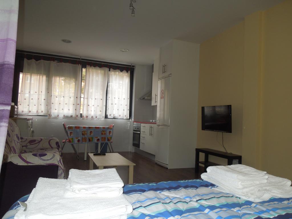 Apartamento Cuatro Torres مدريد المظهر الخارجي الصورة